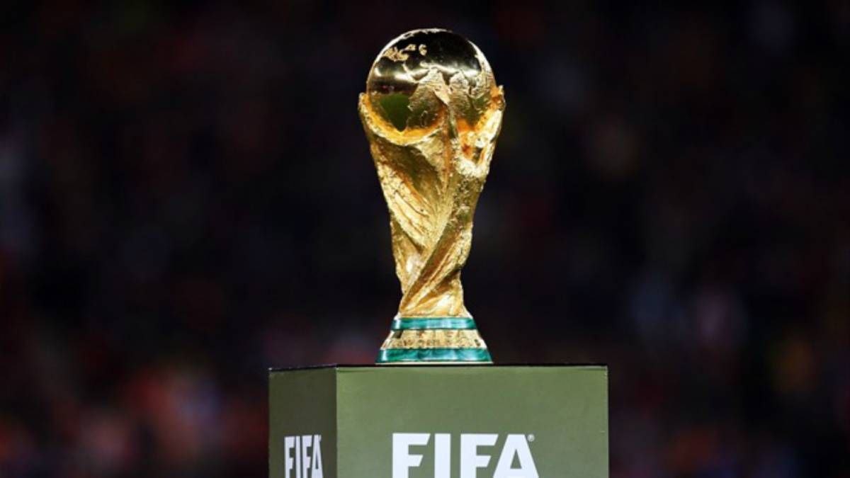La Copa del Mundo llegó a Qatar y espera por la final