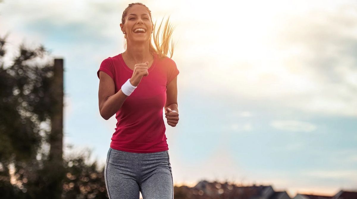 Hacer ejercicio ayuda a tu cuerpo y a tu cerebro por estas causas