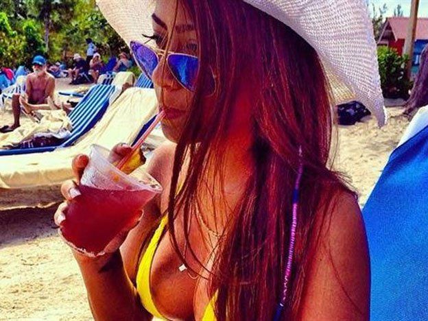 La hermanita de Neymar se mostró sexy en vacaciones