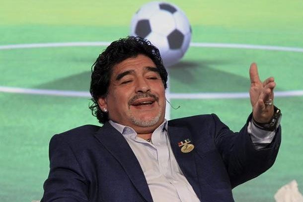 Maradona quiere volver a Italia como un señor