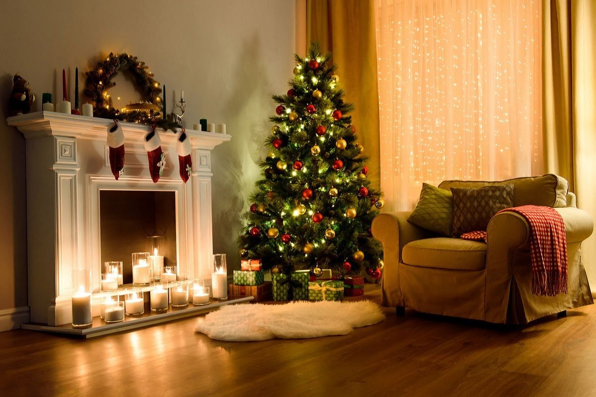 Cómo ponerle las luces al árbol de navidad.