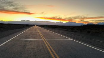 sinistro vial: a poco de llegar a ischigualasto se les atraveso un animal