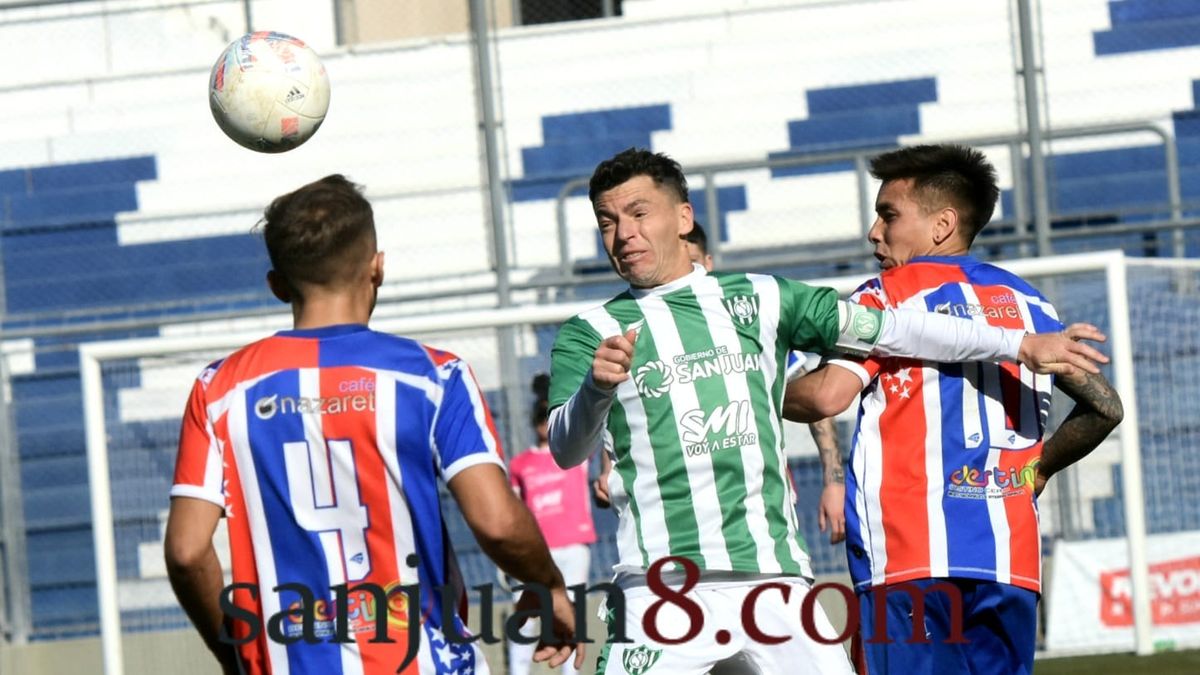 Desamparados, local en Alianza y Peñarol juega en Chivilcoy