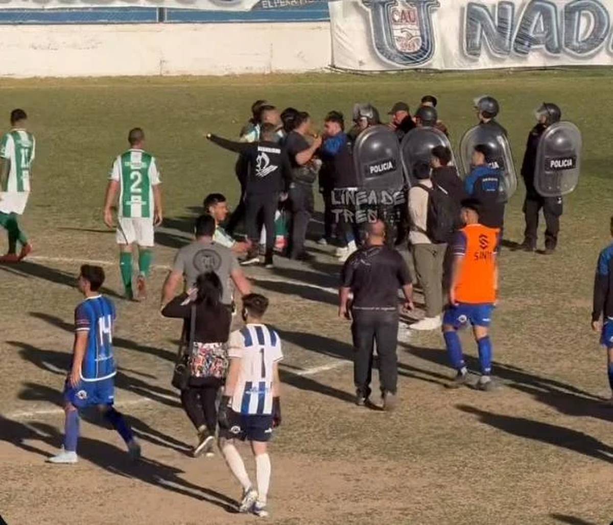 El clásico local que terminó con golpes, una denuncia y un DT bajo la lupa