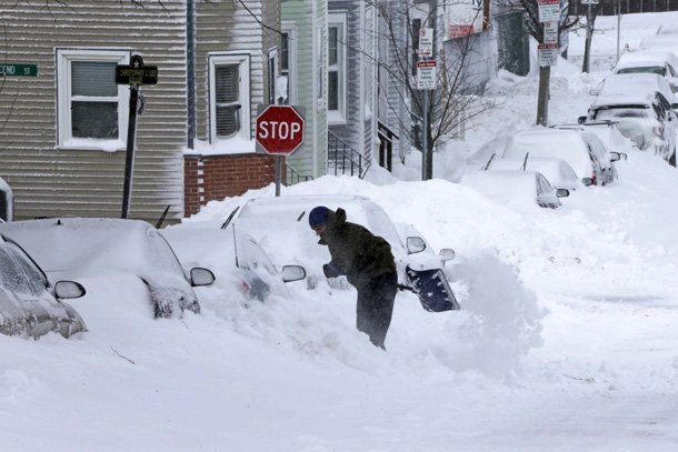 Una tormenta de nieve en EEUU deja seis muertos y 700.000 hogares sin luz