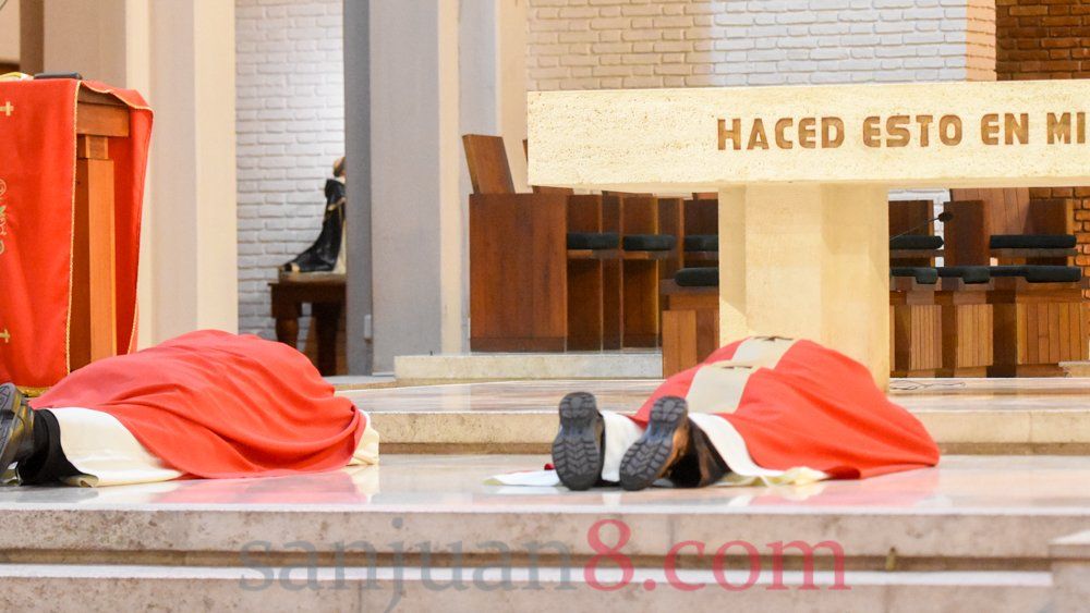 Postales de la ceremonia de la Pasión de Cristo oficiada por Monseñor Lozano