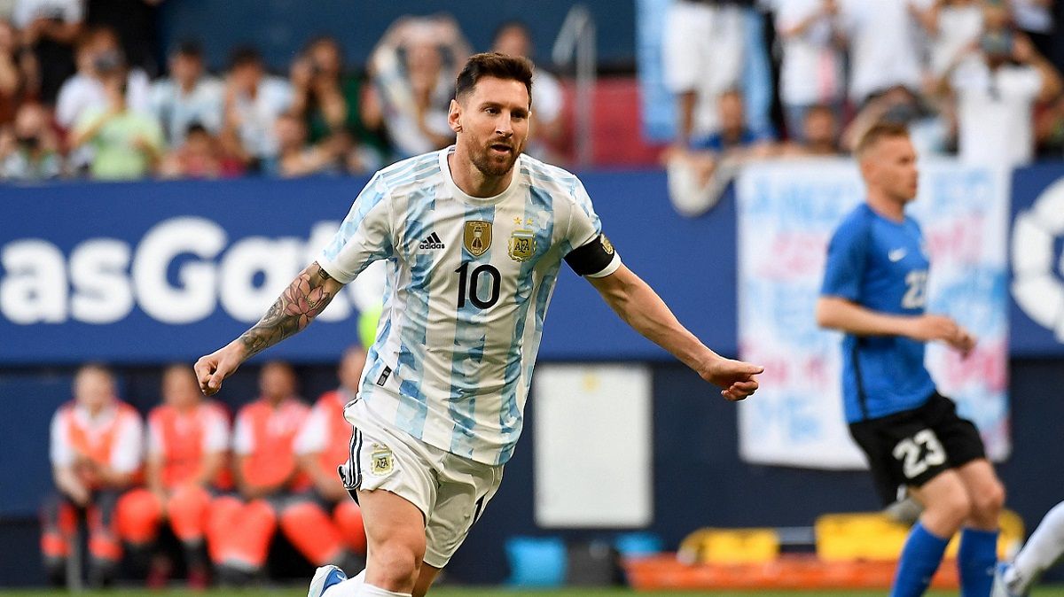 Messi hizo ¡5 goles! en el triunfo de Argentina ante Estonia