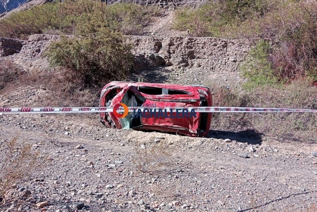 Ruta Jáchal-Iglesia: un auto cayó a un barranco y una mujer falleció