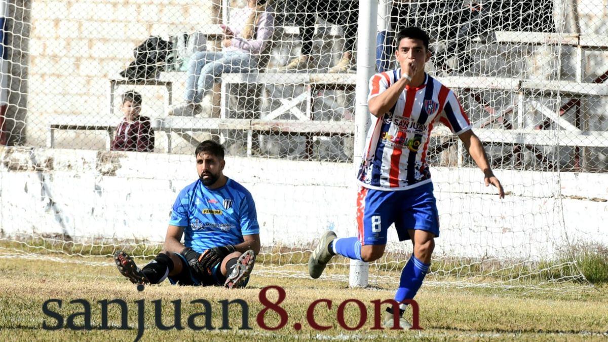 Peñarol, se volvió loco: en un tiempo, metió tres goles y festejó