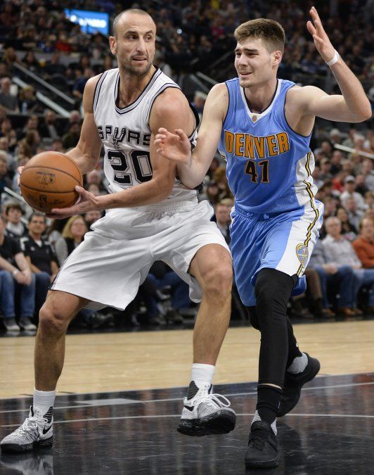 Ginóbili a la cancha: los Spurs debutan en la NBA en la 16ª temporada de Manu