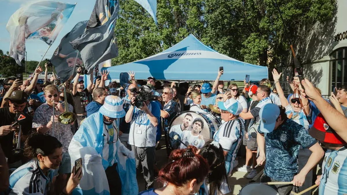 La pasión argentina transforma Kansas City antes del estreno mundialista