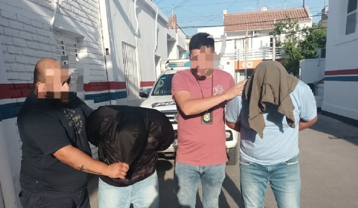 Dos hombres que se dedicaban a robar y vender droga en San Juan y Mendoza fueron detenidos.