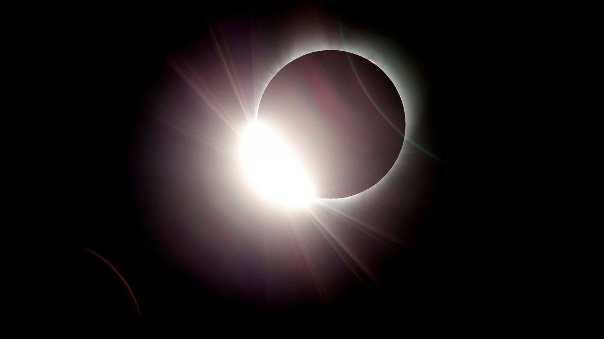 Las fotos del impresionante eclipse solar en Estados Unidos