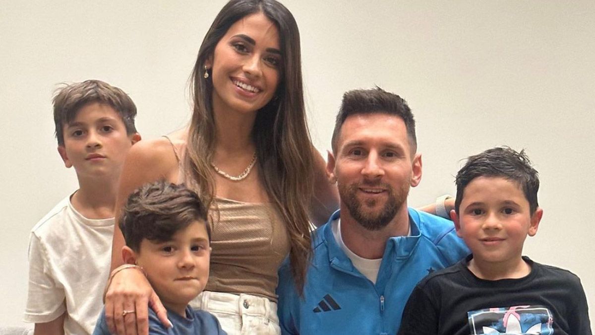 Messi disfrutó de su familia en el día libre de la Selección