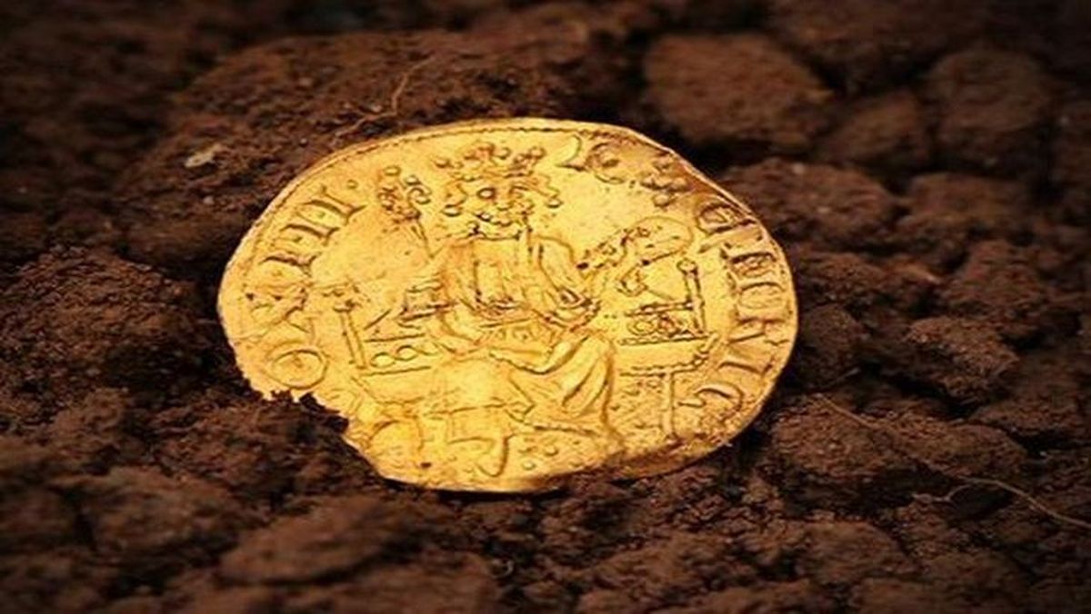 Encontró una moneda que es del siglo XIII y está valuada en 500 mil dólares