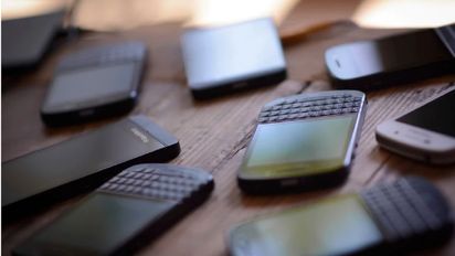 Fin de una era: BlackBerry vende las patentes de sus celulares