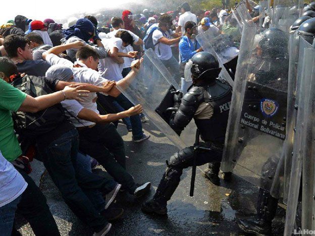 Venezuela: las muertes llegaron a 28 muertes y sólo se esclarecieron tres