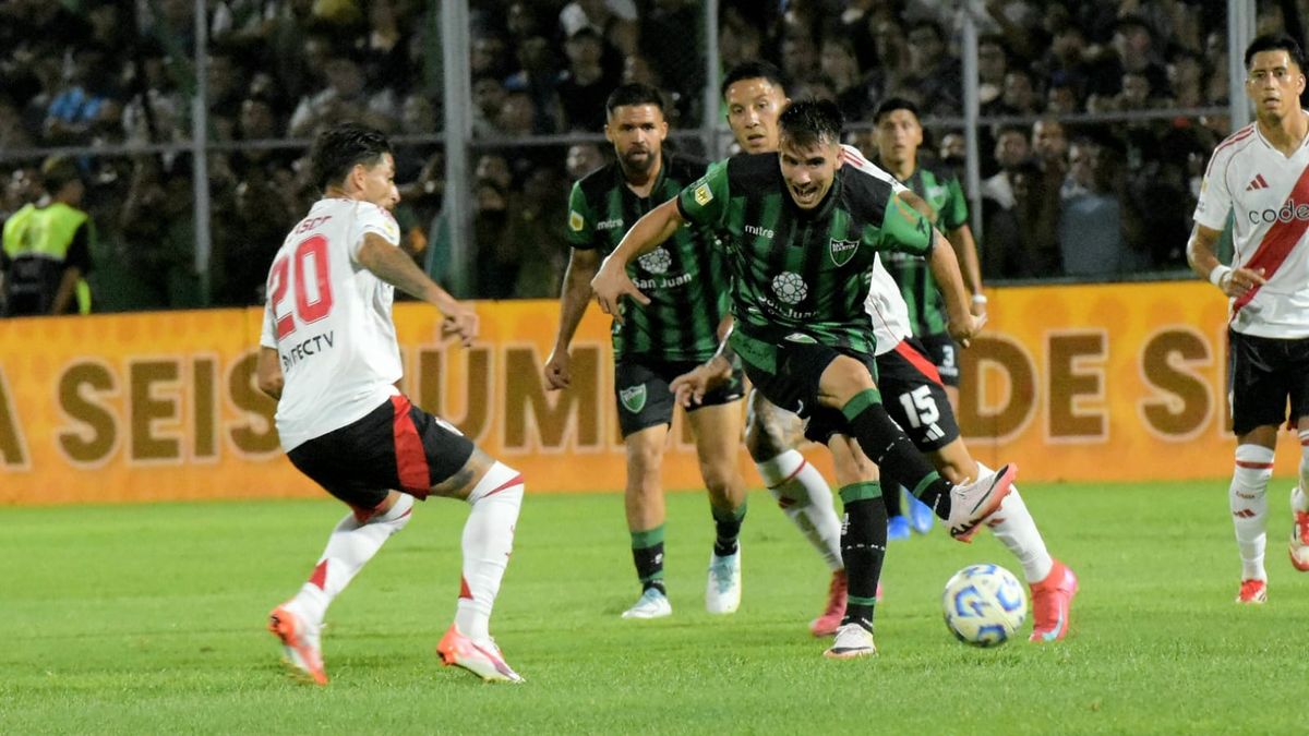 Con goles de Borja y Mastantuono, River le ganó a San Martín