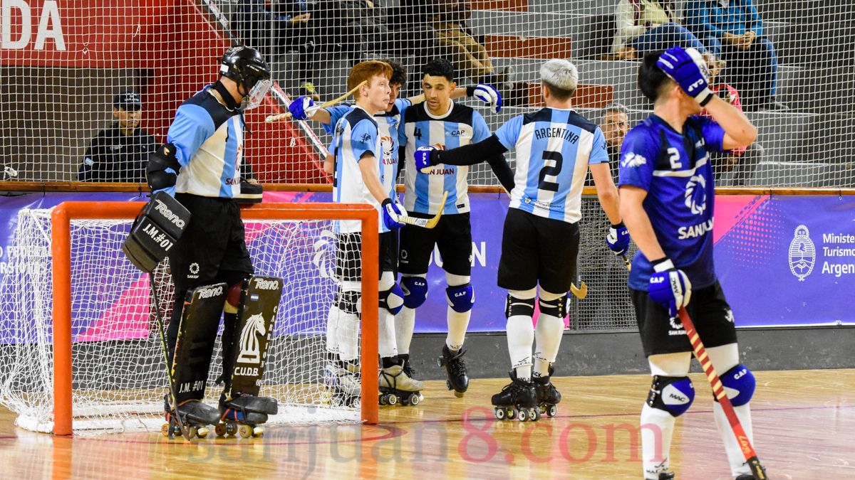 Argentina venció 4 a 0 a la Selección Sub19 en los Juegos Sudamericanos de Deportes sobre ruedas. Foto: Adrián Carrizo. 