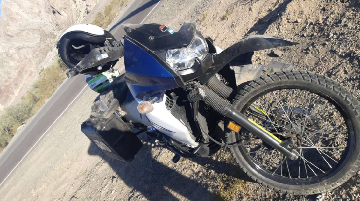 Panamericano: un camarógrafo quedó internado tras caer de su moto