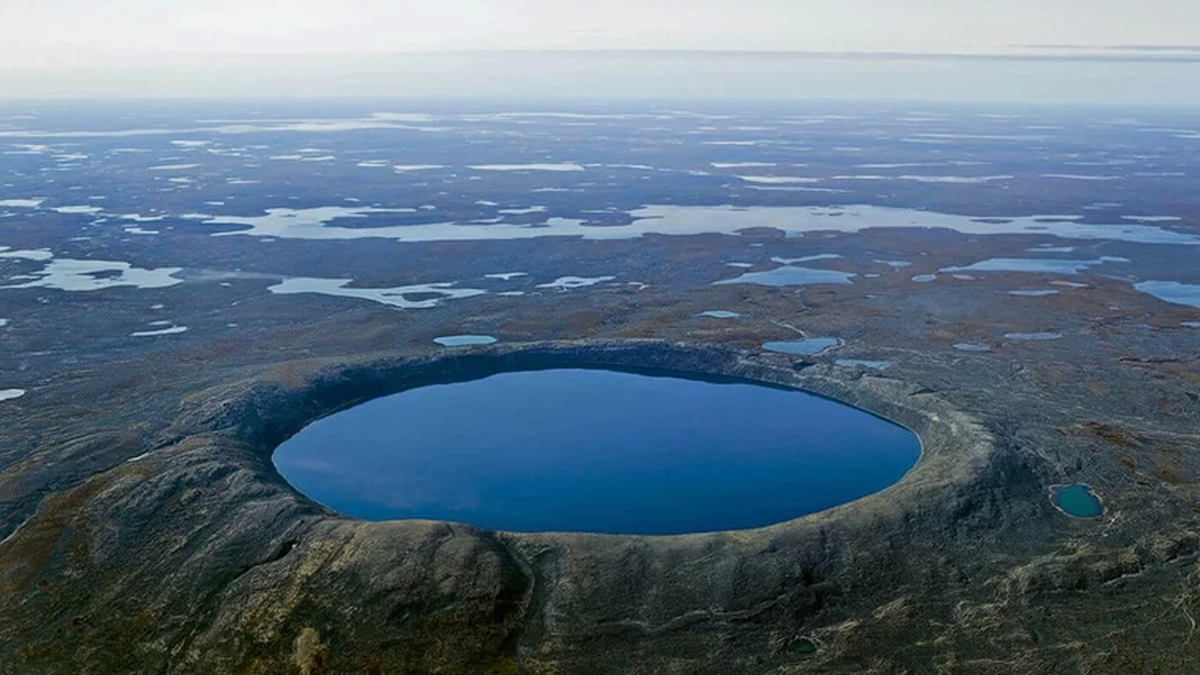 El enigmático cráter del Ártico
