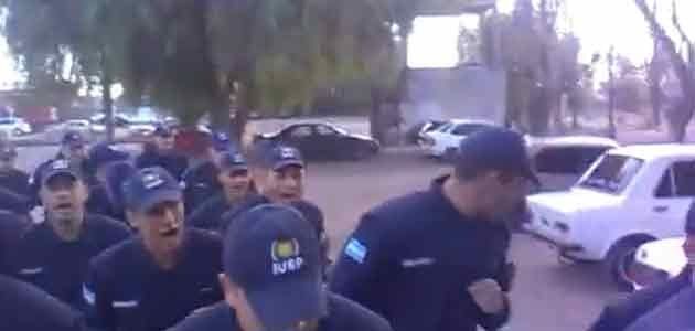 Tras el escándalo con Chile, ahora hay un video de cadetes de la Policía de Mendoza