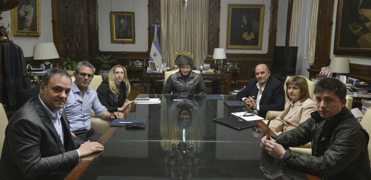 El Gobierno puso en marcha reuniones clave para definir los cambios en el Gabinete El Gobierno puso en marcha reuniones clave para definir los cambios en el Gabinete