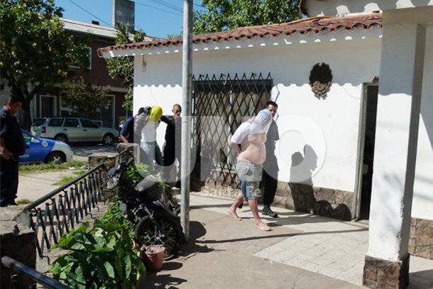 Dispararon contra la Policía y fueron arrestados en barrio Villa Hipódromo