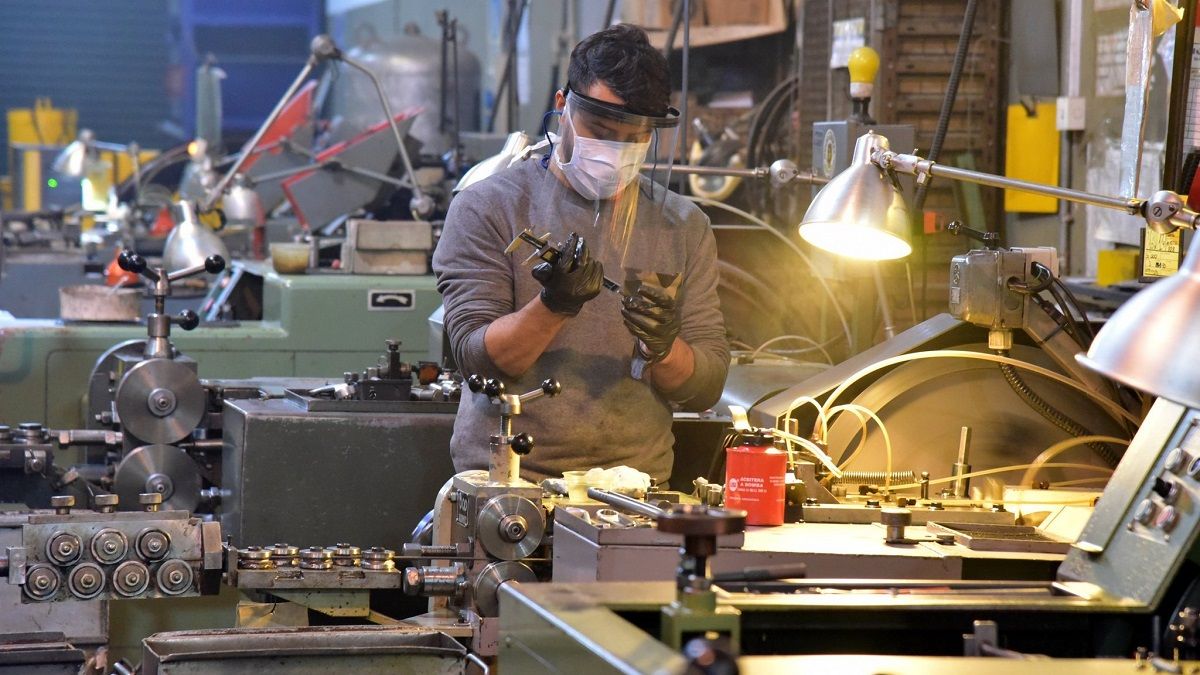 La actividad Industrial subió 10,1% en noviembre informó el INDEC
