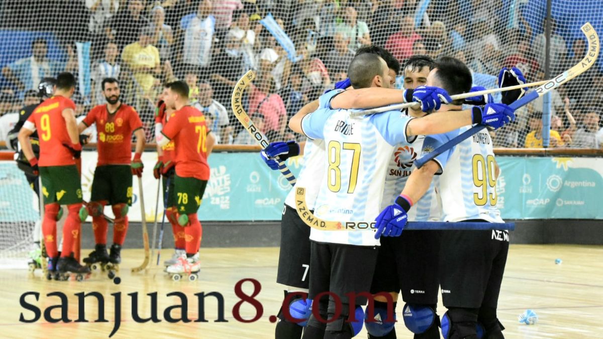 Argentina le ganó a Portugal y gritó campeón del Mundial de hockey en San Juan. Fotos: Adrián Carrizo. 