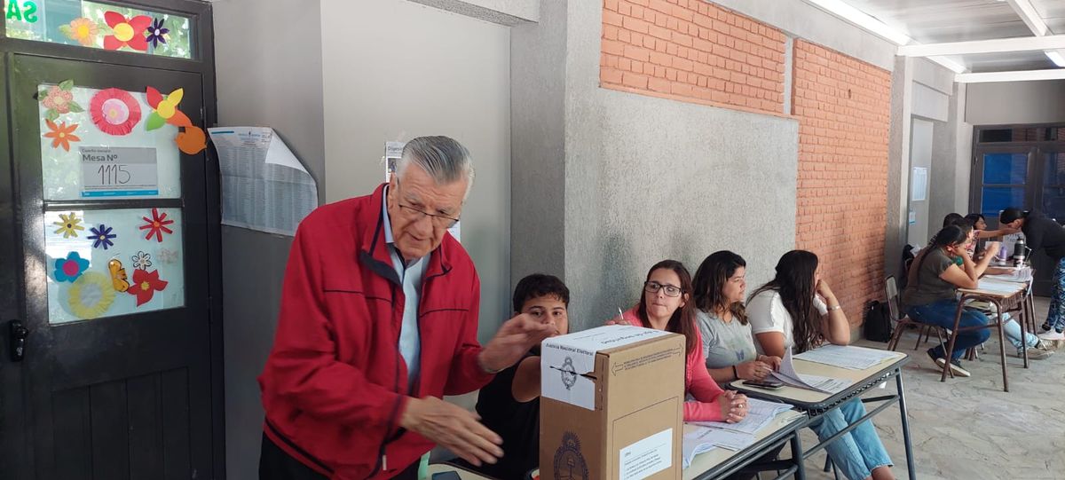 José Luis Gioja: La gente ha entendido la importancia de votar