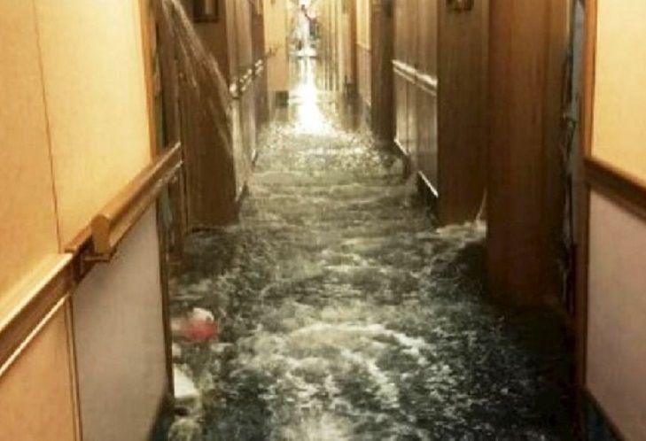 Pánico en un crucero: se inundaron 150 habitaciones