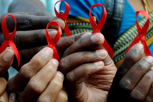 “El 40 por ciento de la población en el país que tiene VIH, no lo sabe”