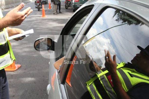 Separan a trabajadores municipales por borrar multas de tránsito