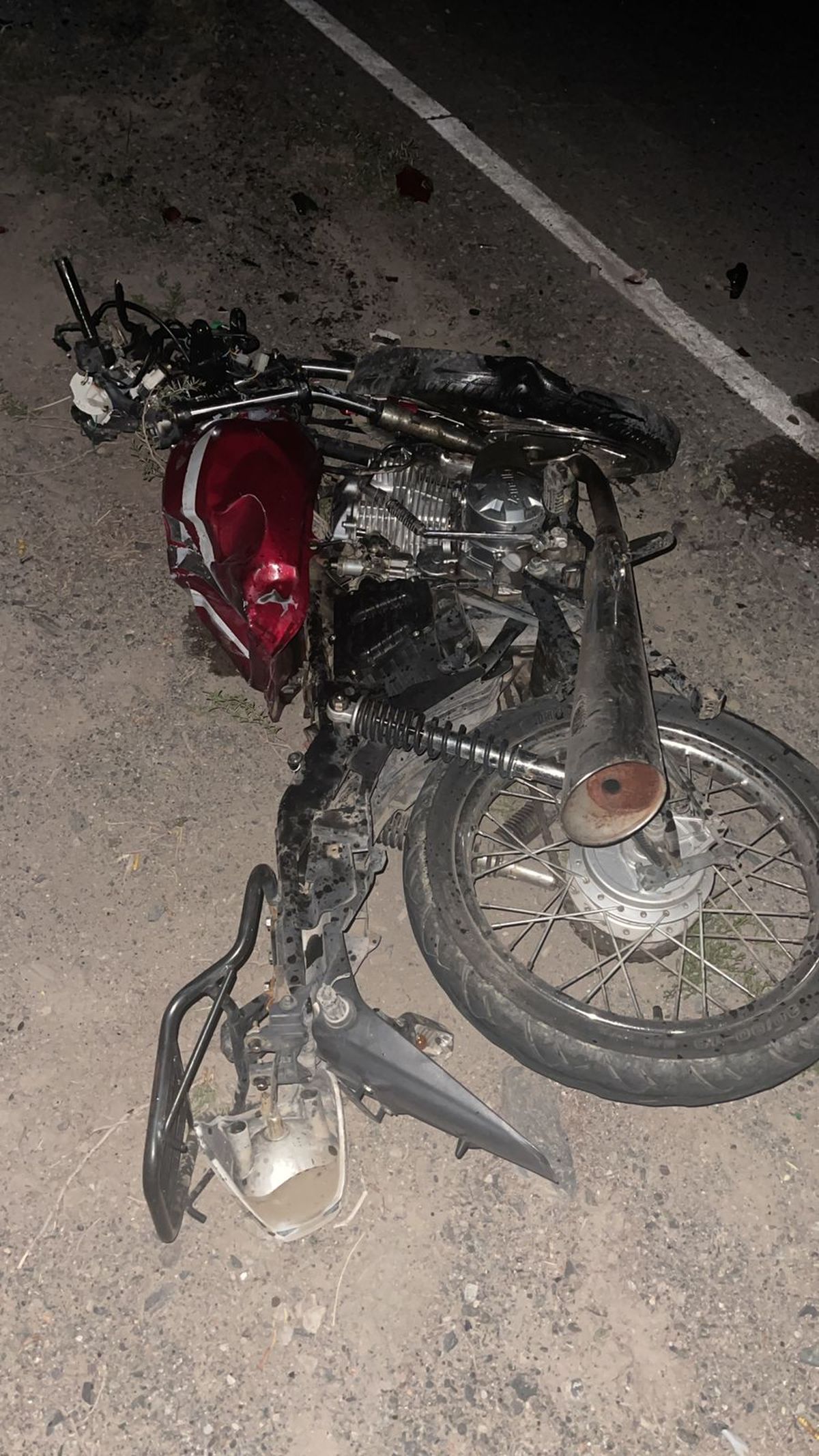 Tragedia: un motociclista murió atropellado por un camión