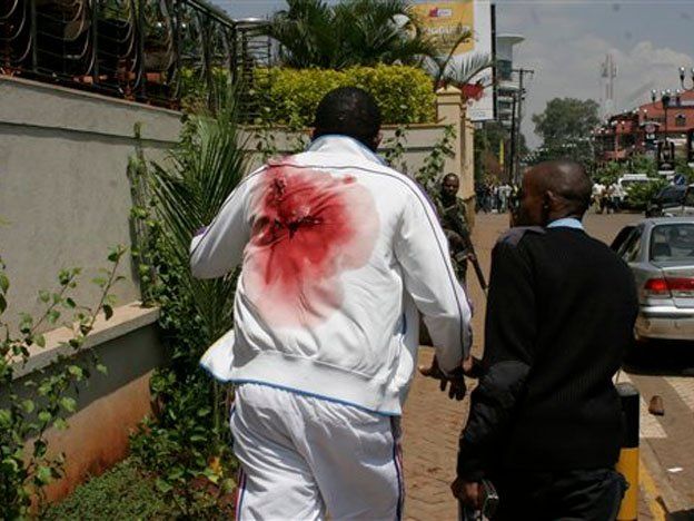 El video de cómo fue el mortal ataque en un centro comercial de Kenia