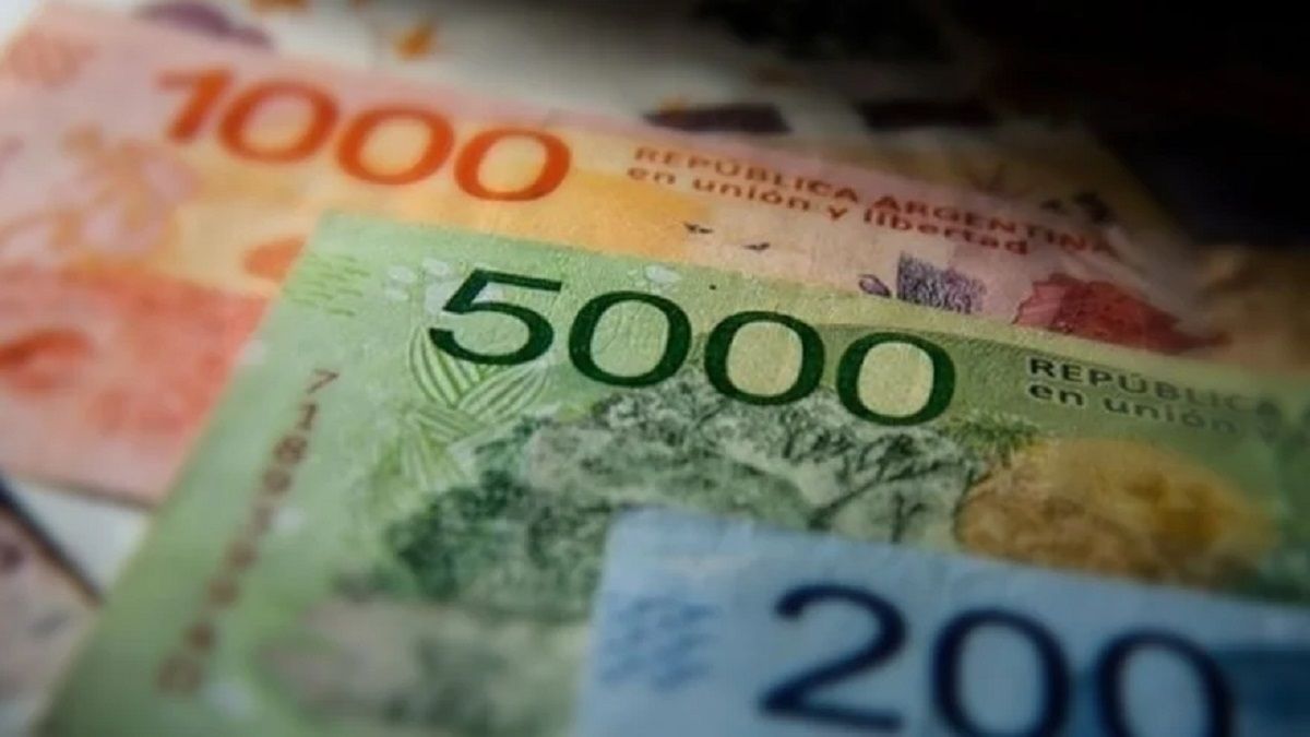 Proponen emitir billetes de 2.000, 5.000 y 10.000 pesos