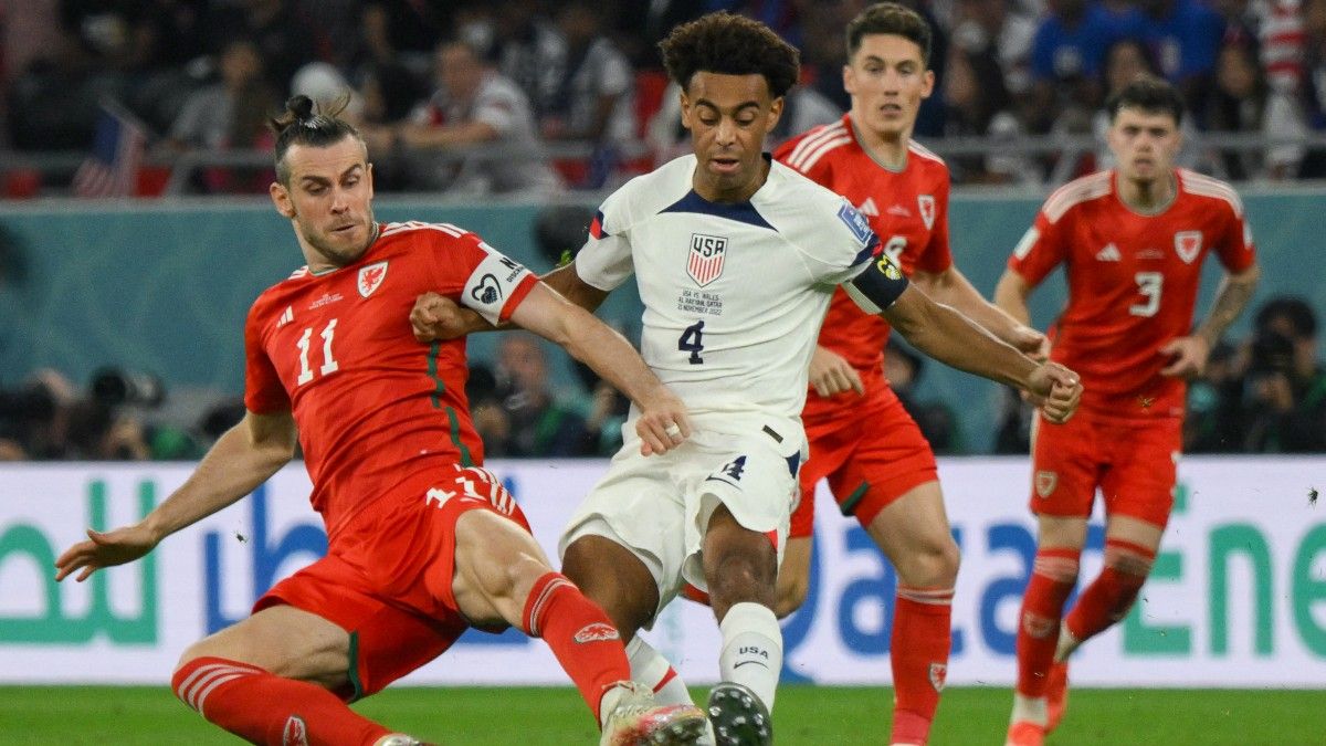 Estados Unidos y Gales empataron en el debut de ambos por el Grupo B