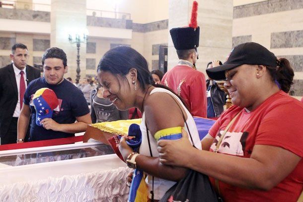 El pueblo venezolano se prepara para el funeral de Hugo Chávez