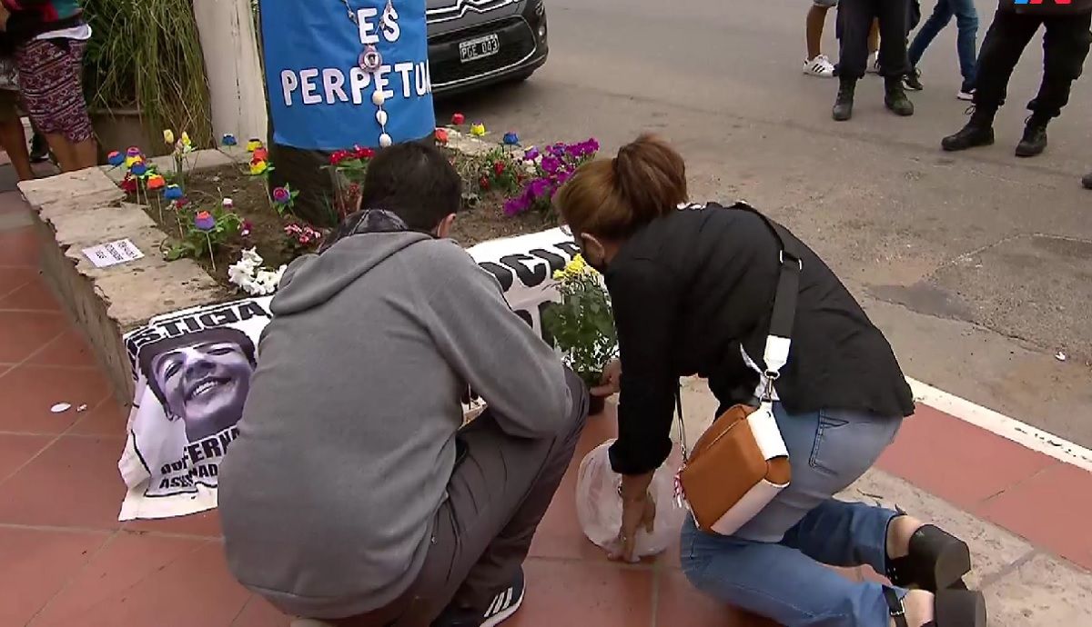 Emotivo homenaje a Fernando Báez Sosa en el boliche del crimen