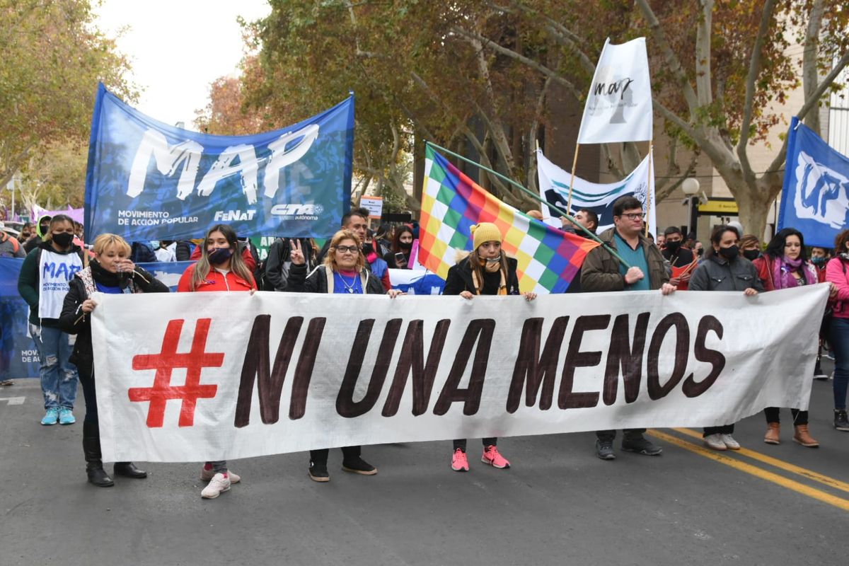 Marcha por Ni Una Menos en San Juan. Foto: Adrián Carrizo.