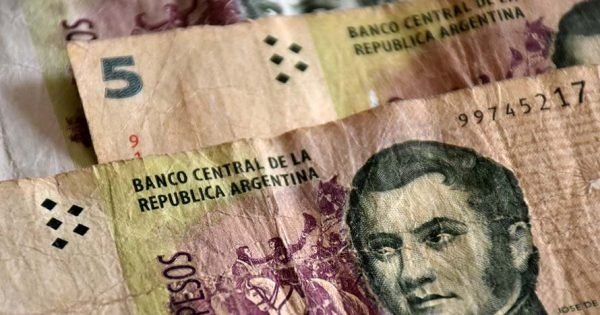 Bancos canjearán los billetes de $5 hasta el 31 de marzo: cuándo salen de circulación