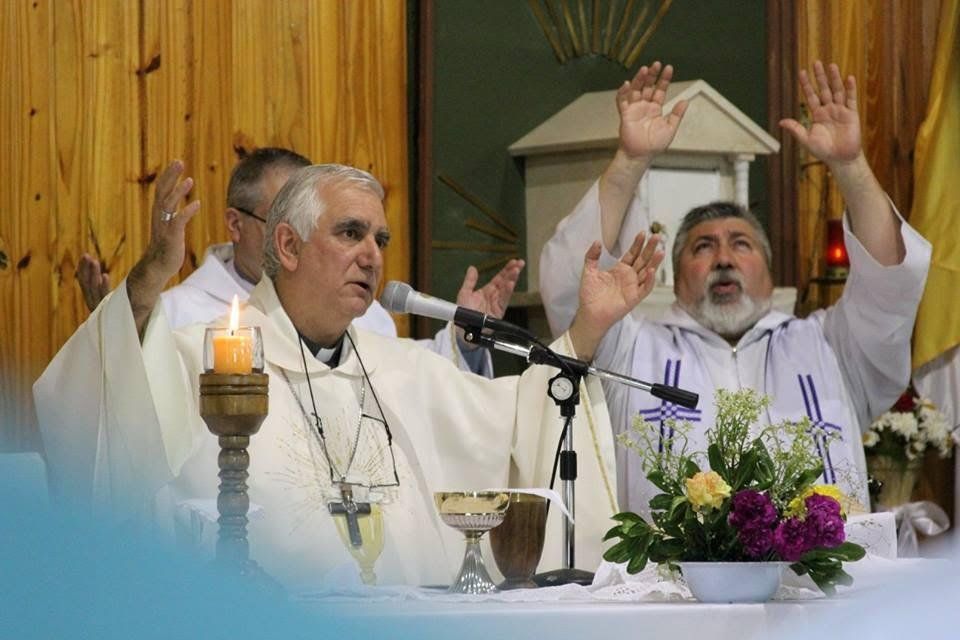 Monseñor Lozano ofició su primera misa en Chimbas