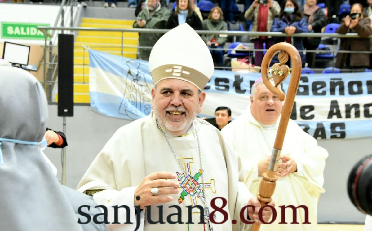 En fotos: así fue la emotiva ordenación del nuevo obispo de San Juan