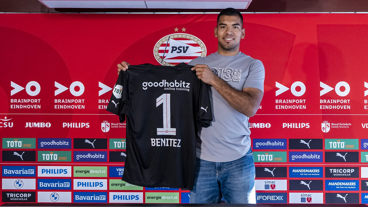 El argentino Walter Benítez será el arquero de PSV