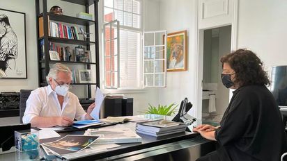 El presidente Alberto Fernández junto a la ministra de Salud, Carla VIzzotti.