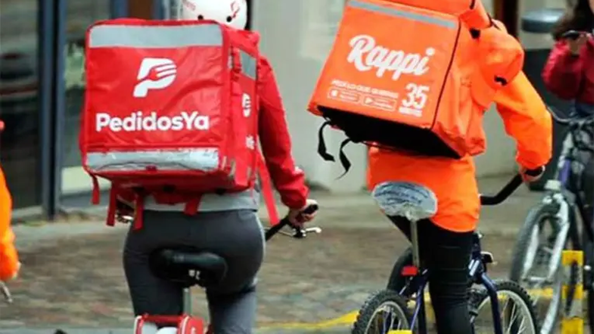 Cada vez más repartidores se endeudan con las apps para seguir trabajando