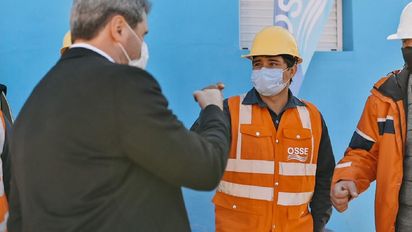 Uñac inauguró una cisterna de agua potable en Jáchal.