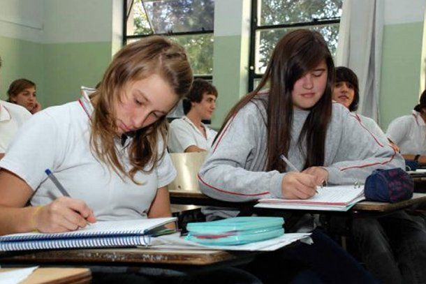 “Incorporaremos reformas curriculares en el secundario en este 2013”