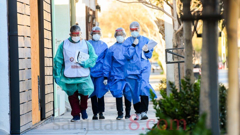 Curva de contagio: el virus de un infectado alcanzó a 25 personas